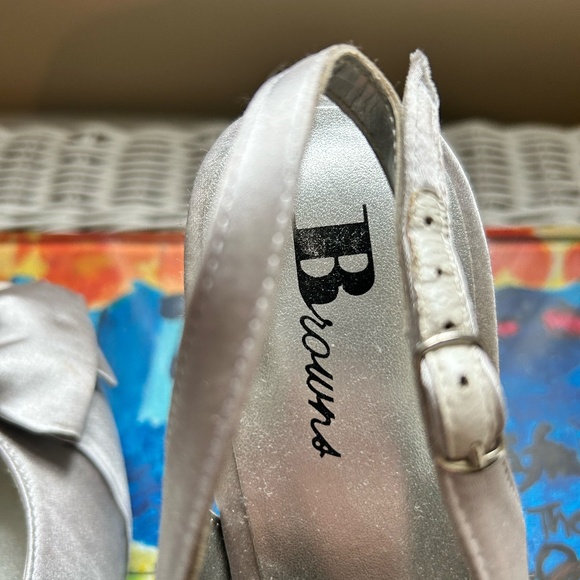 Silver heels - BROWNS - Picture 2 of 2